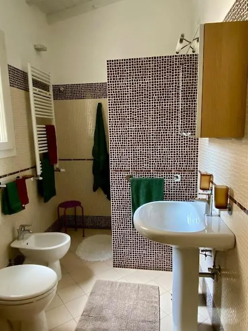 La Casetta In Fondo All'Orto Viareggio Apartment